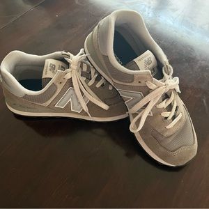 Gray new balance 574